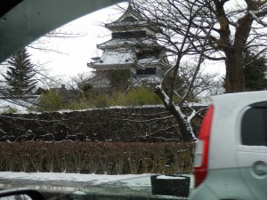 車窓より松本城